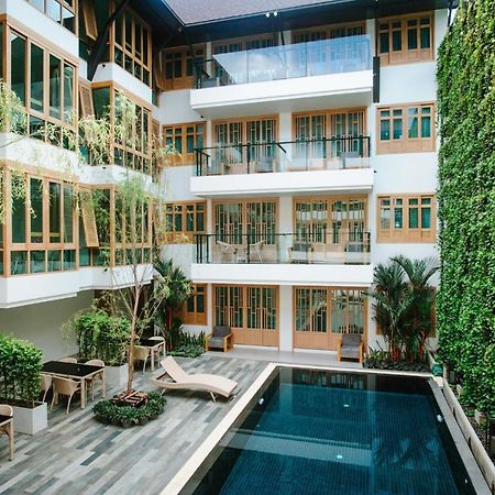 Moon Dragon Hotel Chiang Mai Exterior photo
