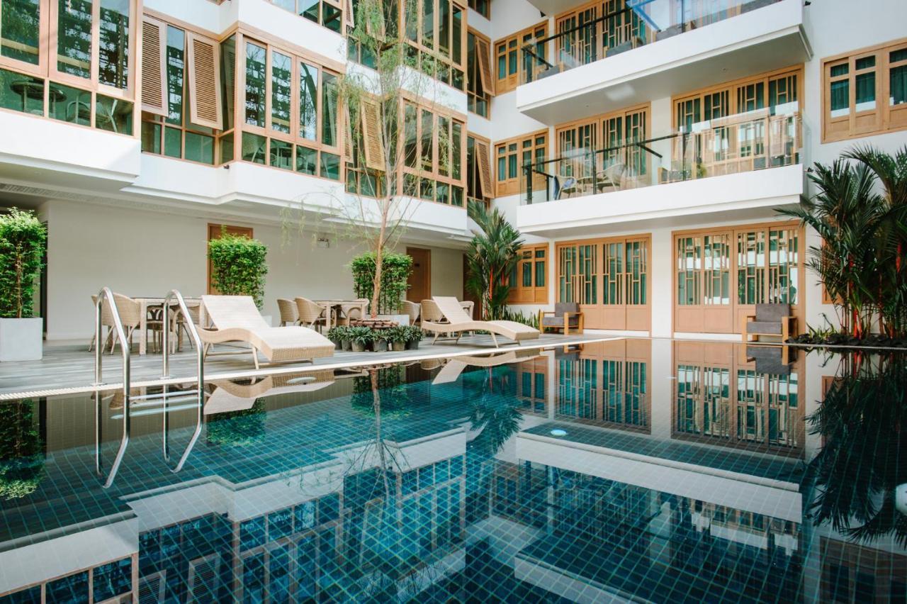 Moon Dragon Hotel Chiang Mai Exterior photo