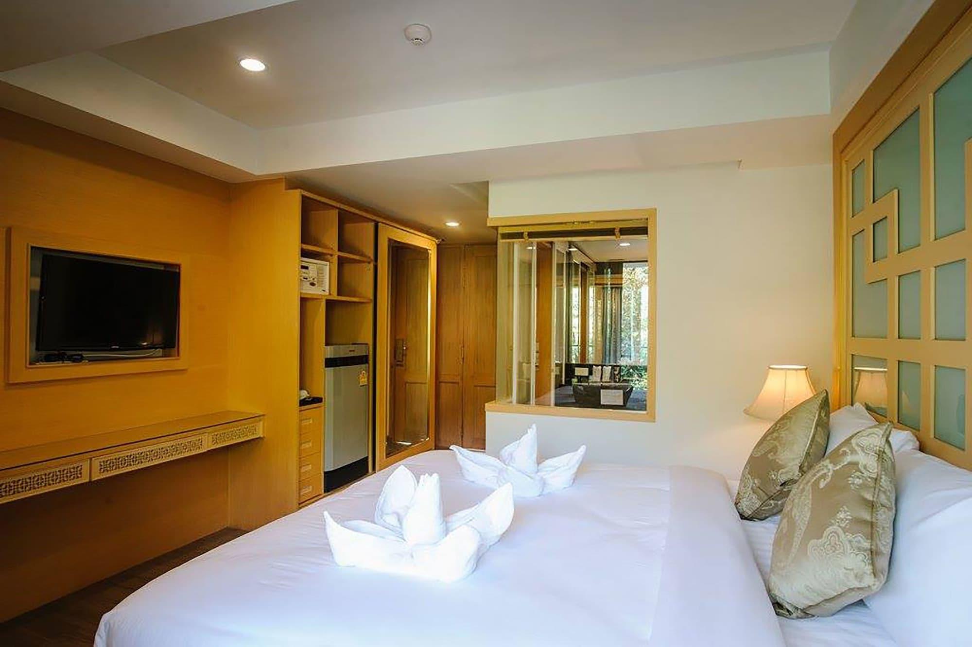 Moon Dragon Hotel Chiang Mai Exterior photo
